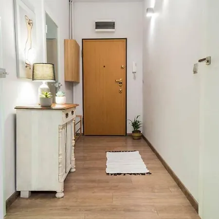 Big - City Center - 70m2 - Nice Design Апартаменты *