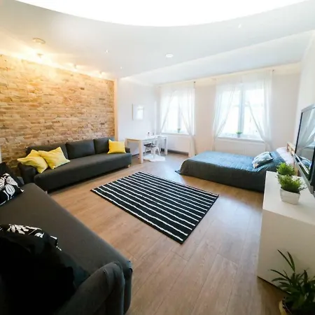 Apartment Big - City Center - 70m2 - Nice Design